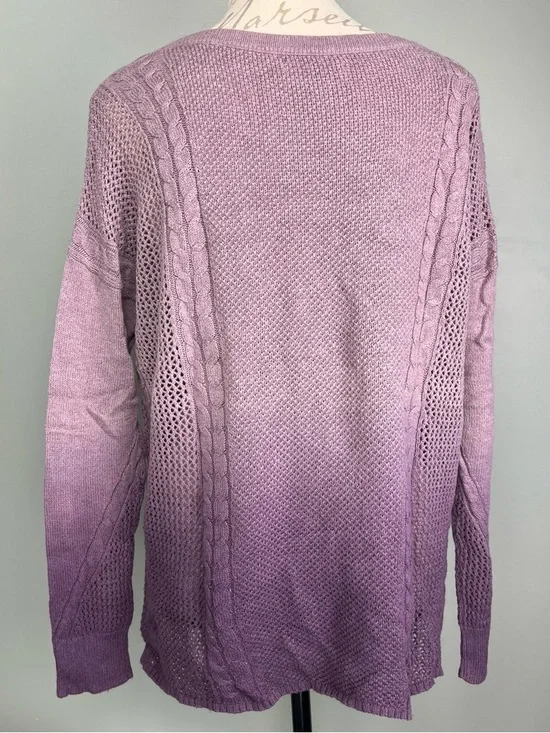 3 Knit Sweaters - Picture 5 of 9